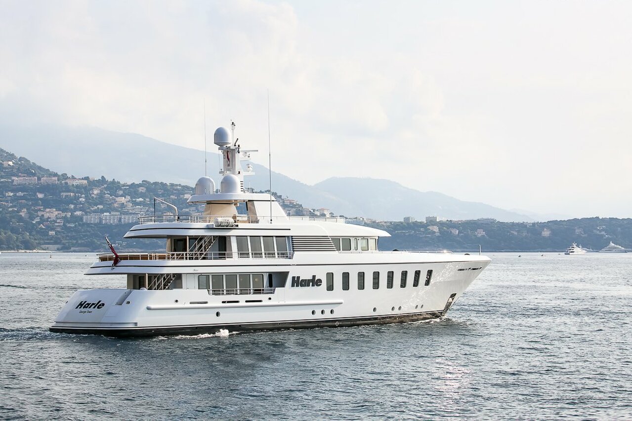 HARLE jacht • Feadship • 2007 • Eigenaar Michael Saylor