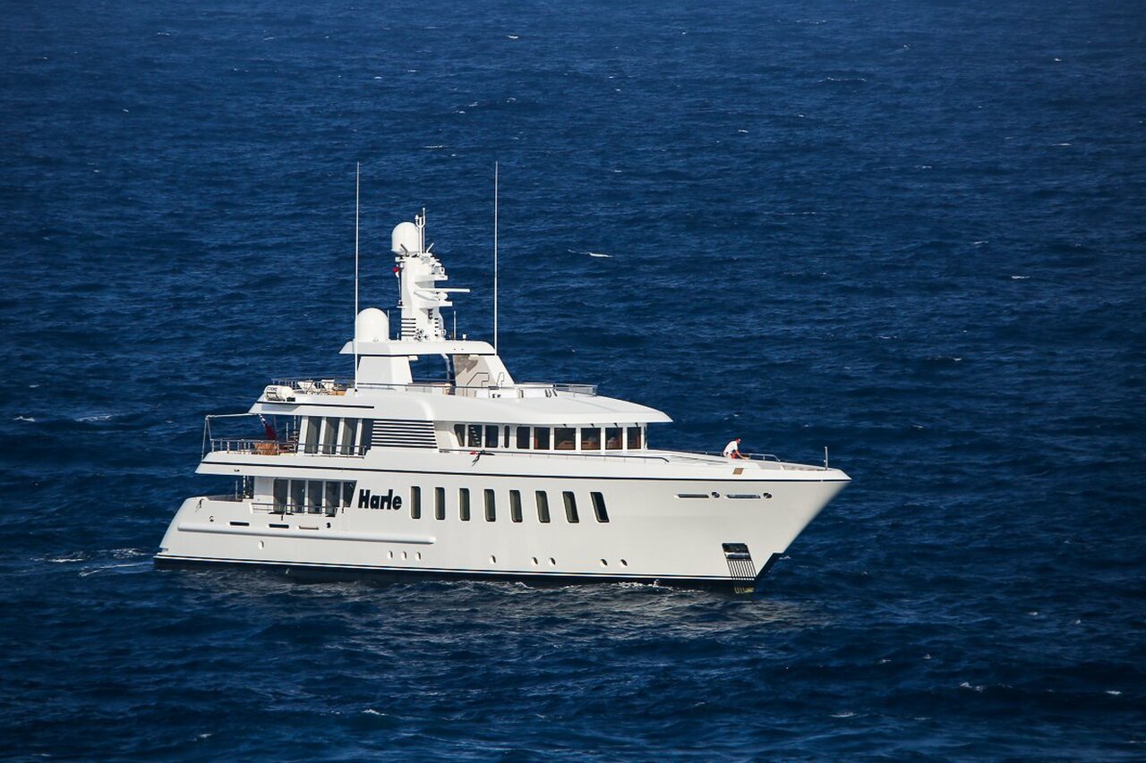 HARLE Yacht • Feadship • 2007 • Propriétaire Michael Saylor