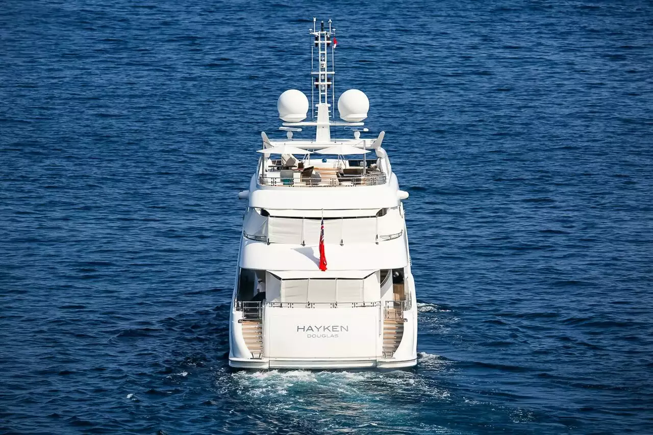 يخت COMO • (Hayken) • Heesen • 2014 • المالك Neville Crichton