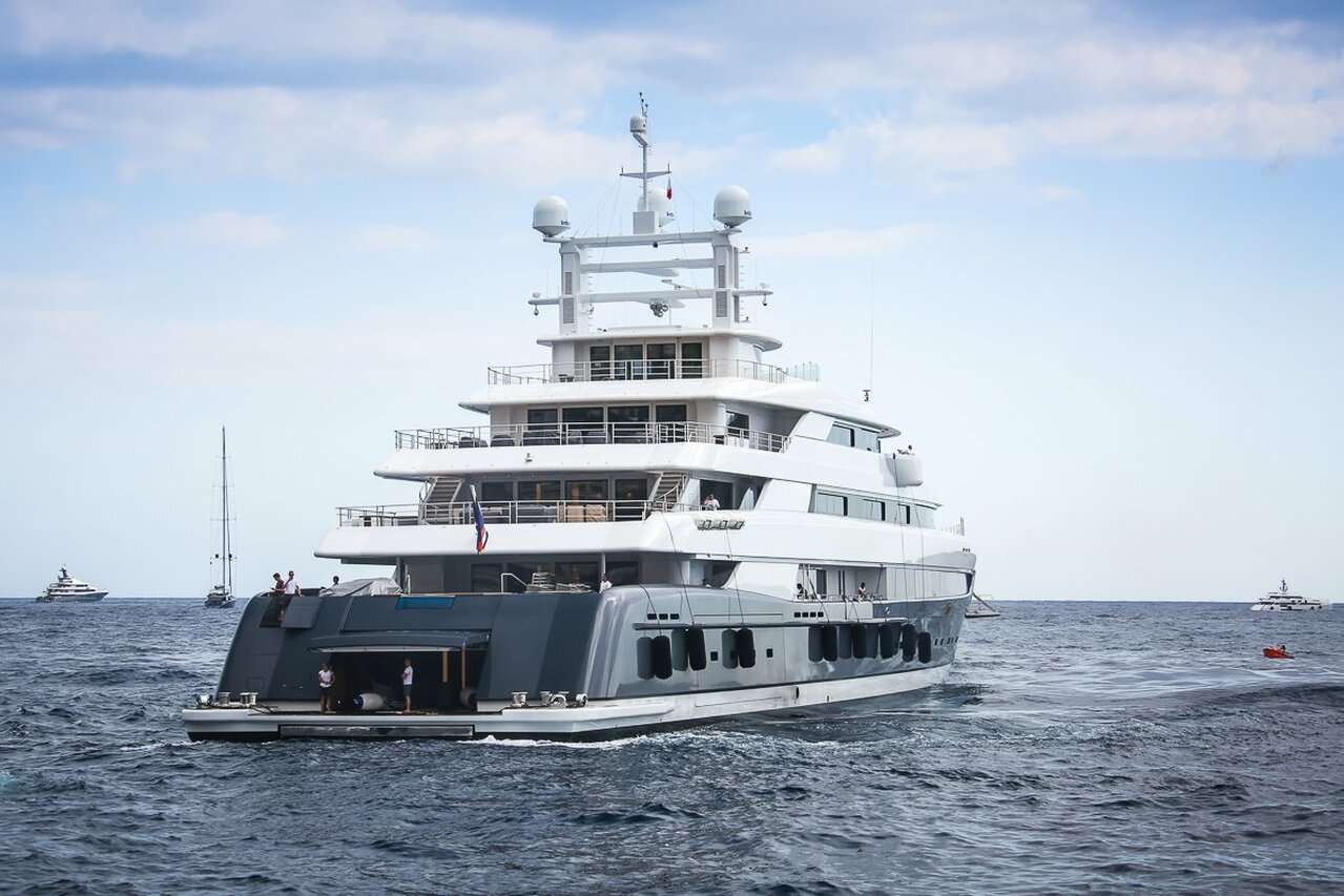 yacht Illusion Plus – 89m – Pride Mega Yachts