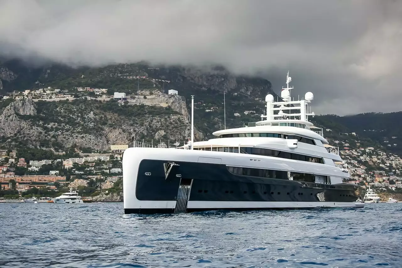 yate Illusion Plus – 89m – Pride Mega Yachts