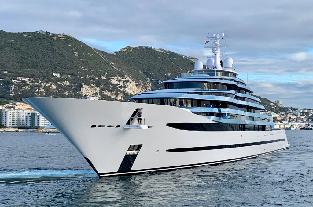 super yacht kaos vandalised