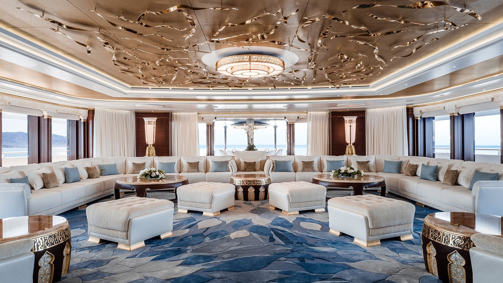 superyacht kaos interior