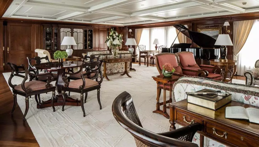 yacht Katharine interior