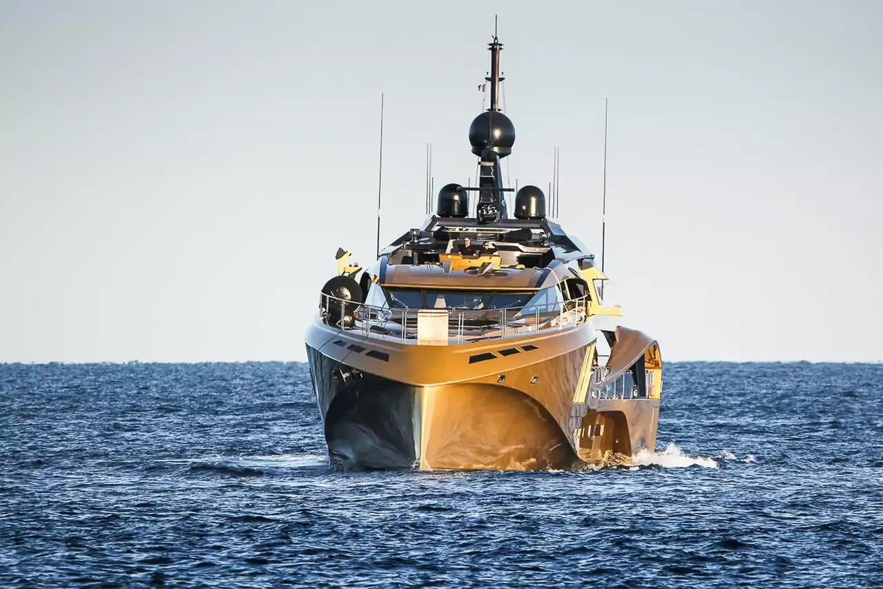 Khalilah yacht cheap