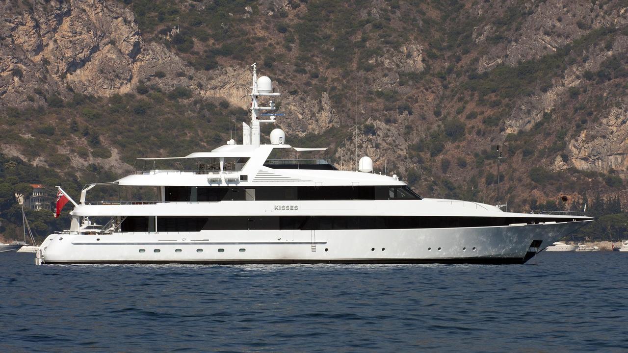 KISSES jacht • Feadship • 2000 • eigenaar Norman Braman