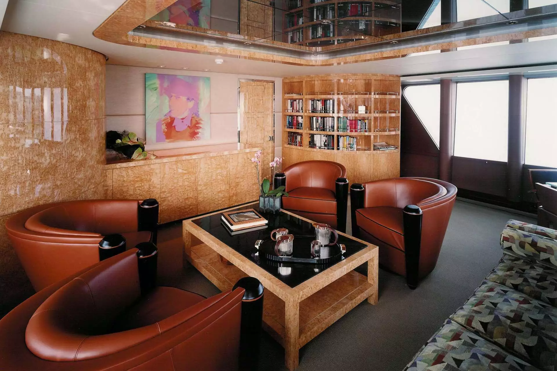 Feadship yacht Kisses interior