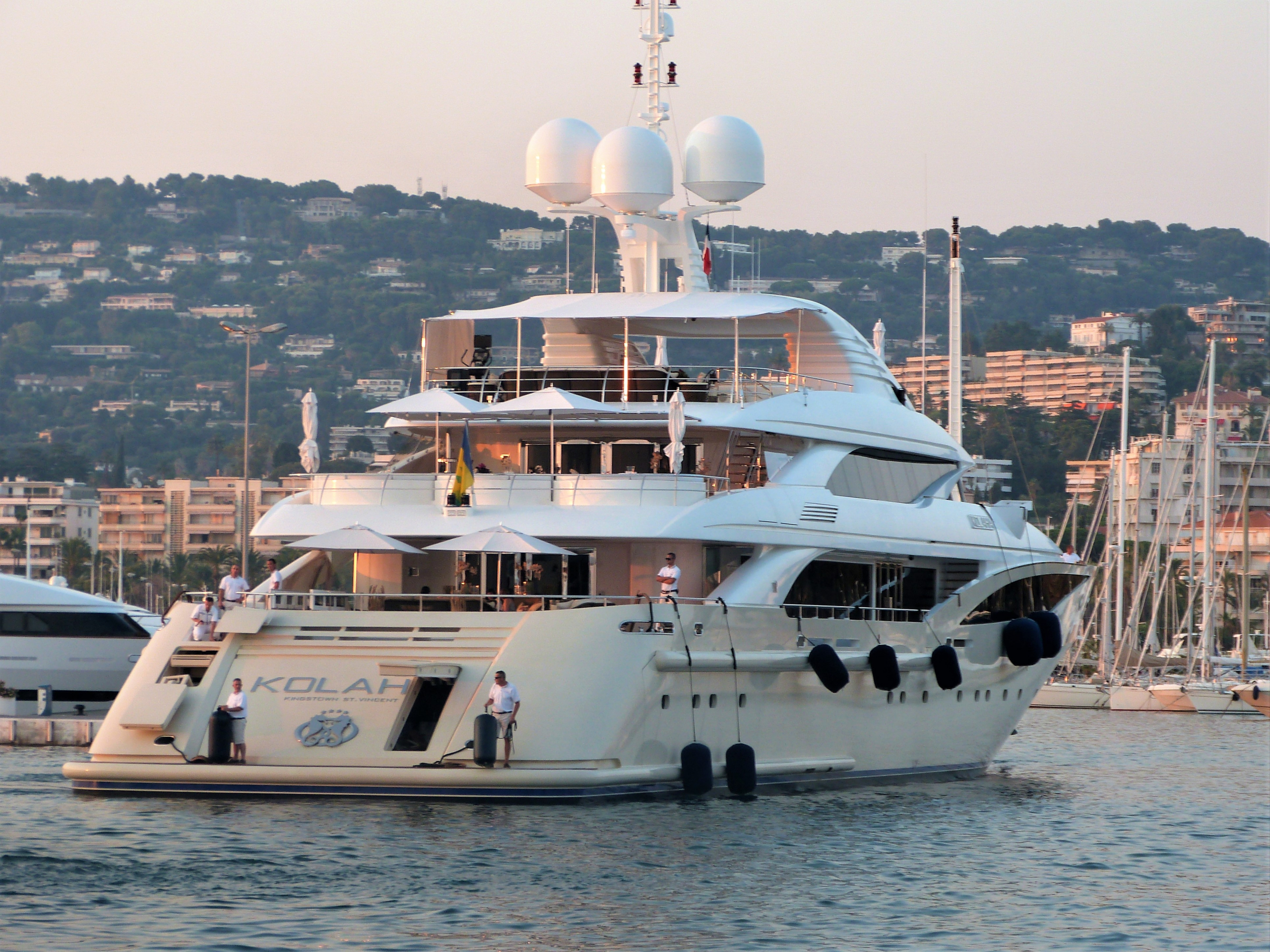 KOLAHA Yacht • Yachts ISA • 2010 • Propriétaire Khaled Juffali