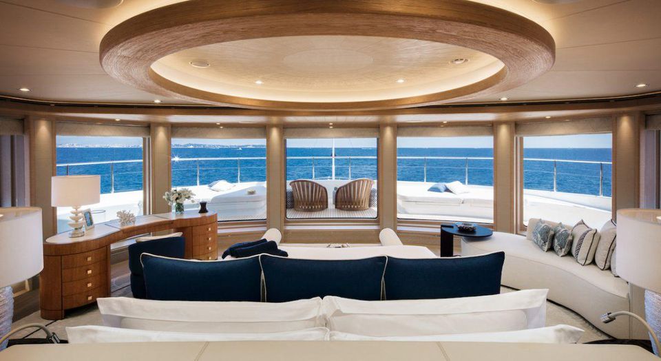 yacht Lady Jorgia interior 