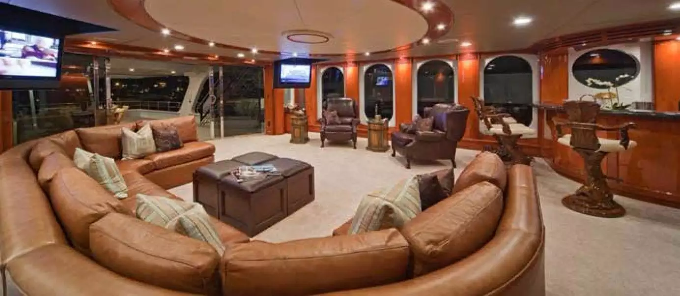 yacht Leight Star interior