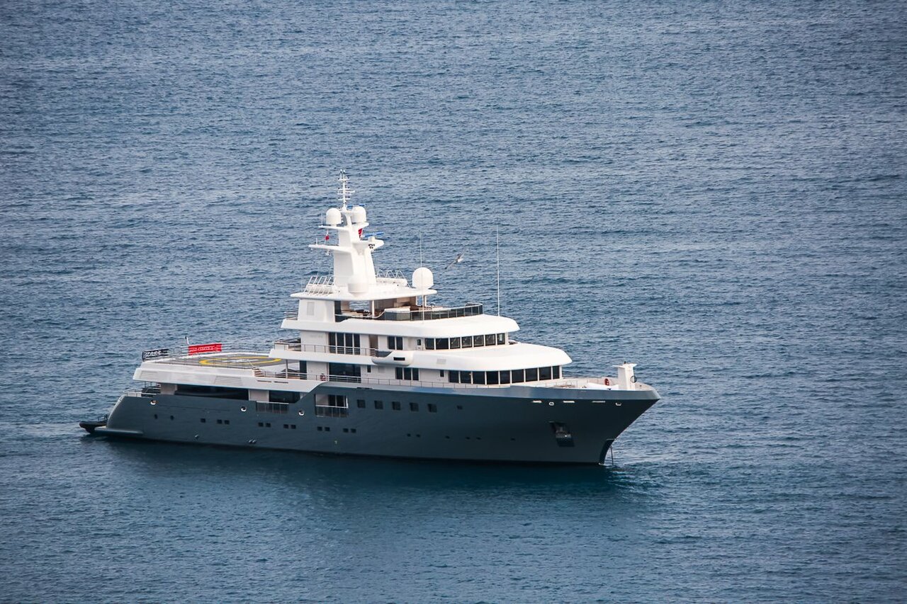 yacht Planet Nine – 73m – The Italian Sea Group (Admiral)