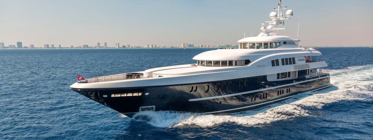 Podio dell'yacht di Lurssen