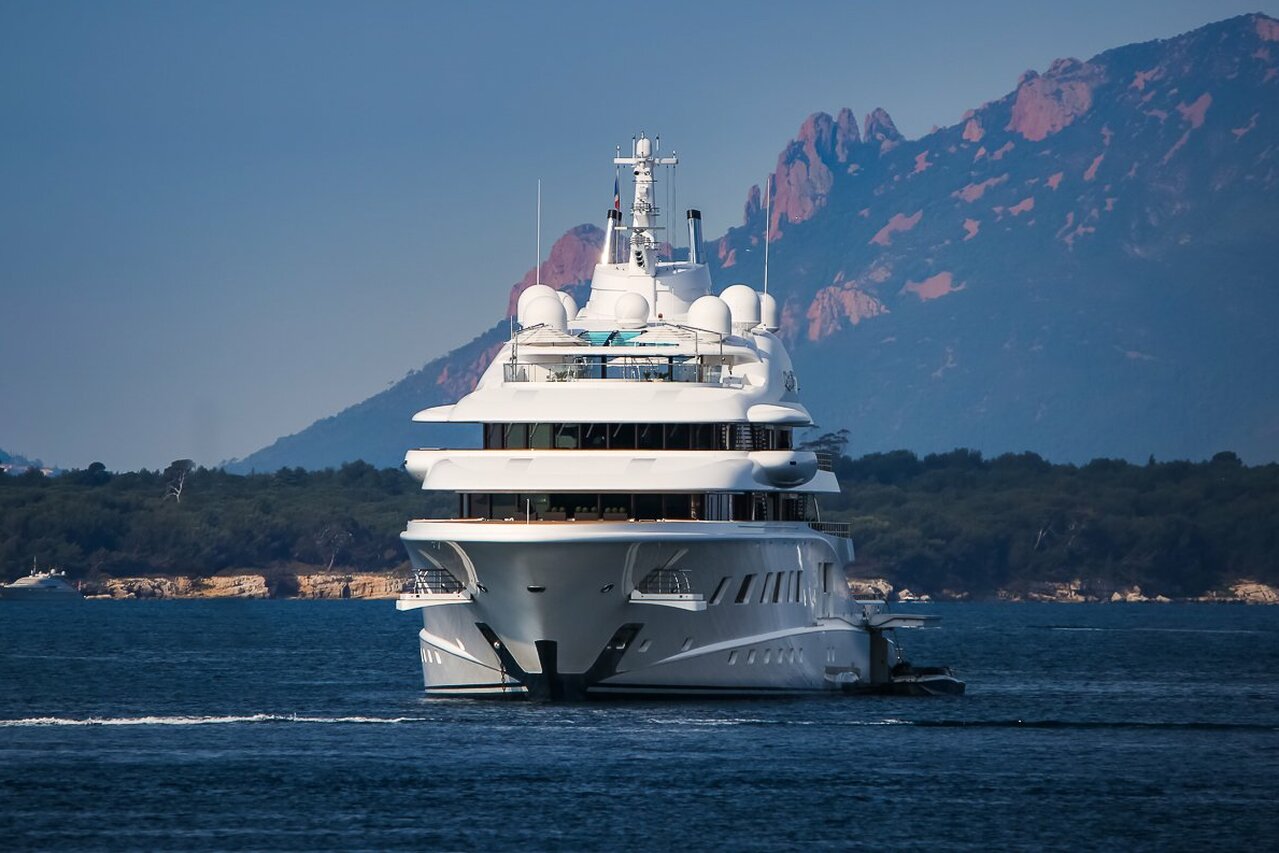 QUANTUM BLUE yacht • Lurssen • 2014 • owner Sergey Galitskiy