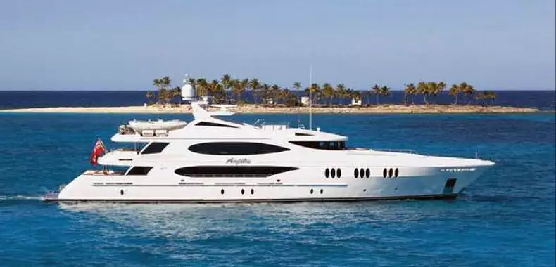 REEF CHIEF Yacht • Trinity • 2008 • Owner James Dicke