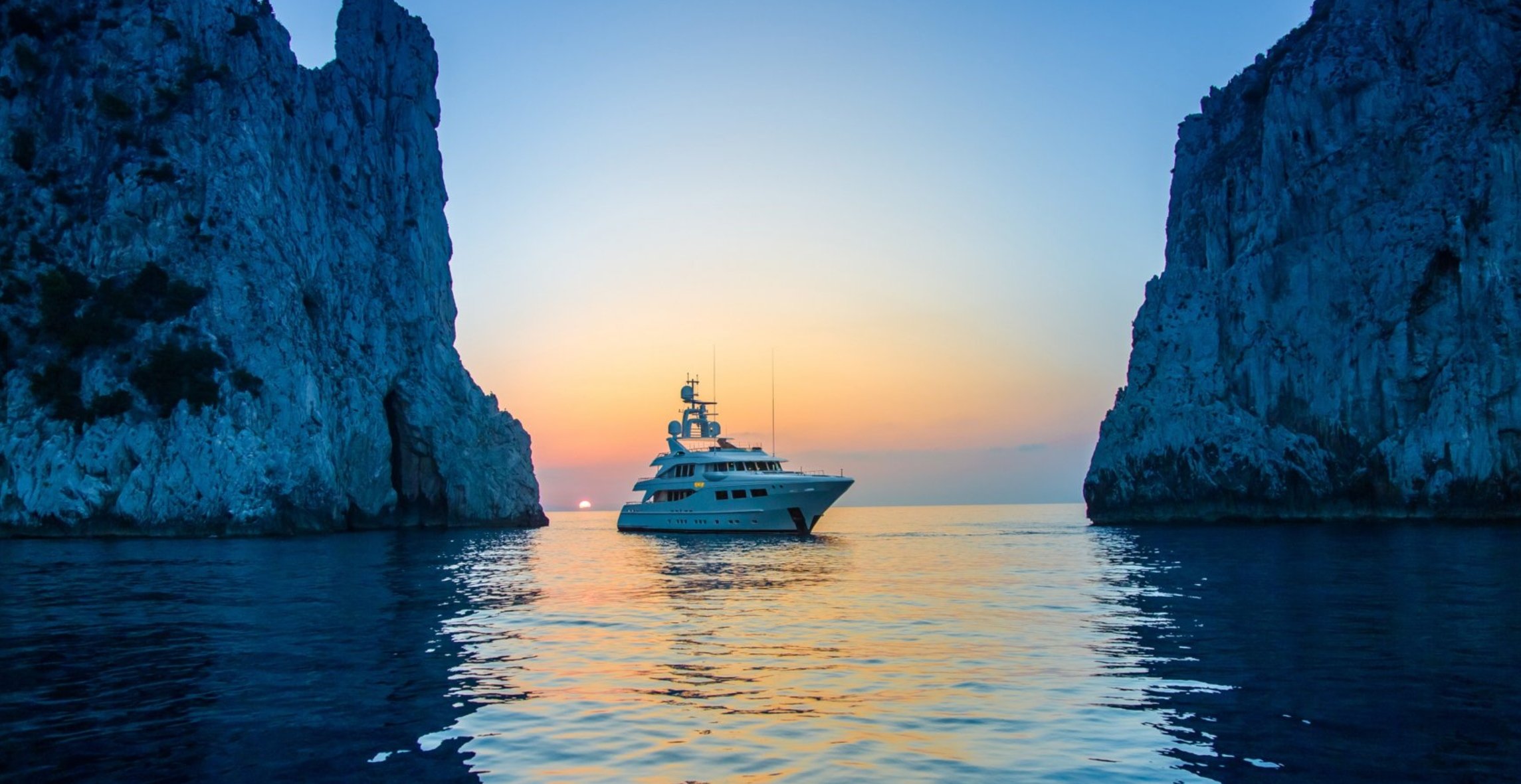 SNOWBIRD Yacht • Hakvoort • 2010