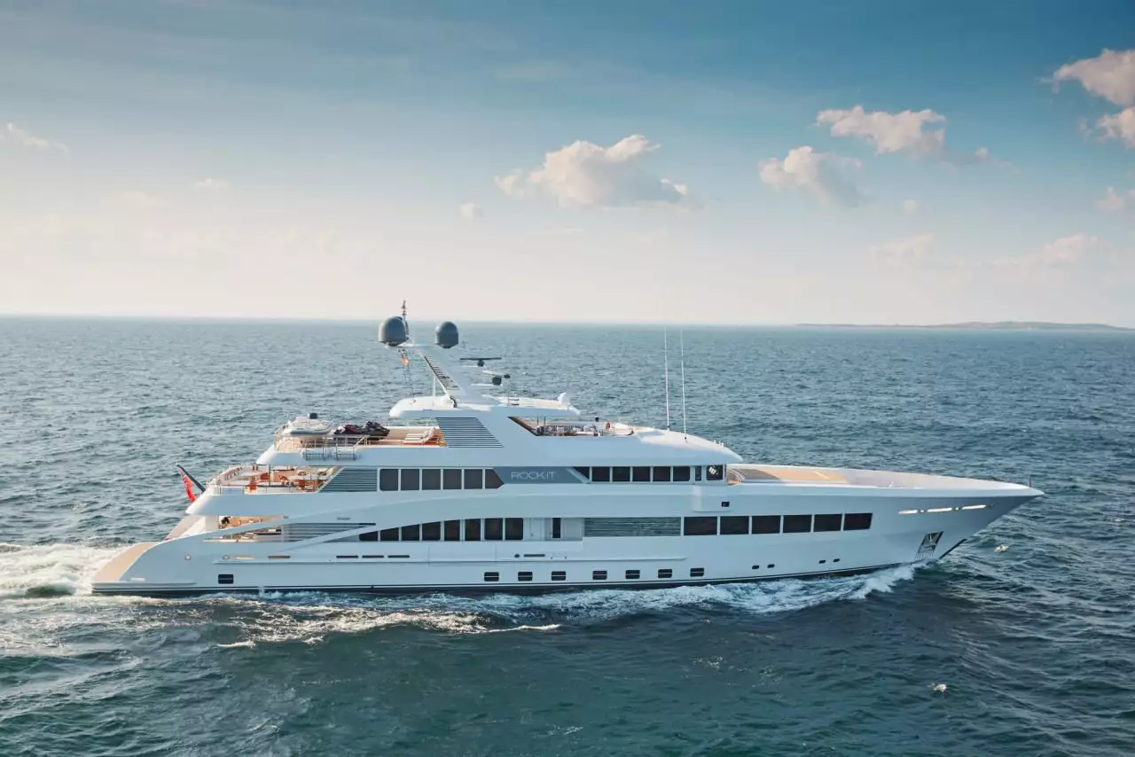 ROCK IT Yacht • Feadship • 2014 • المالك Jimmy John Liautaud