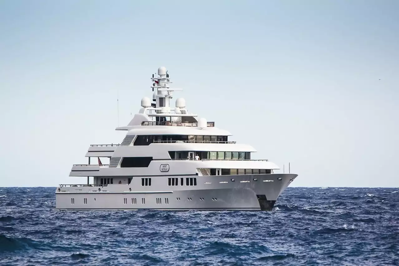 SAINT NICOLAS Yacht • Lurssen • 2007 • Propriétaire Vasily Anisimov