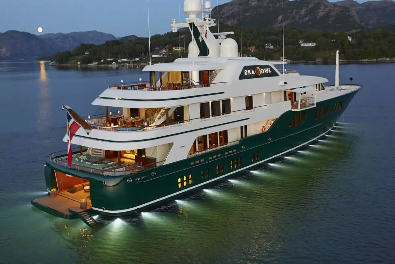 SEA OWL Yacht • Feadship • 2013 • Proprietario Robert Mercer