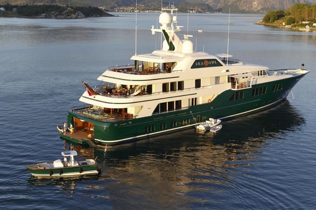 who owns the sea owl yacht