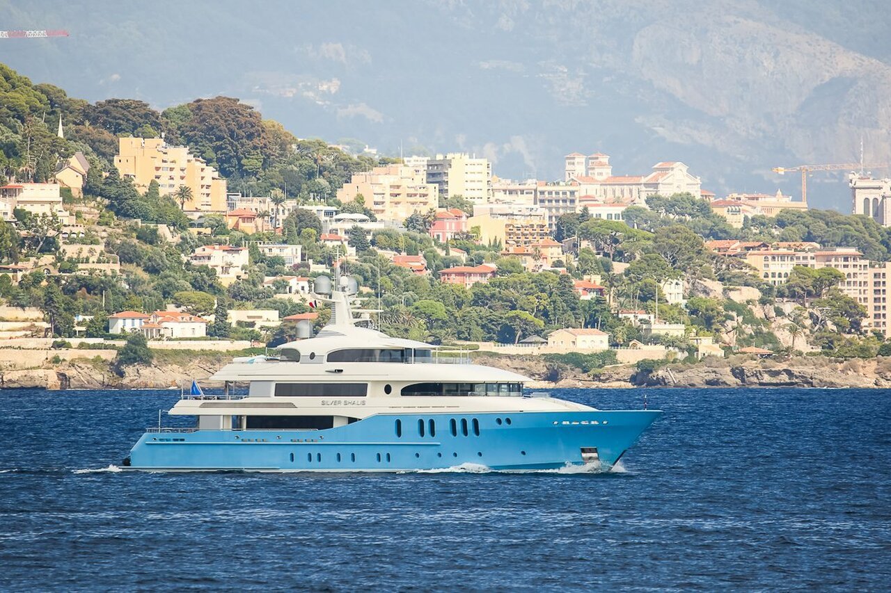 SILVER SHALIS Yacht • Delta Marine • 2010 • المالك Larry Silverstein