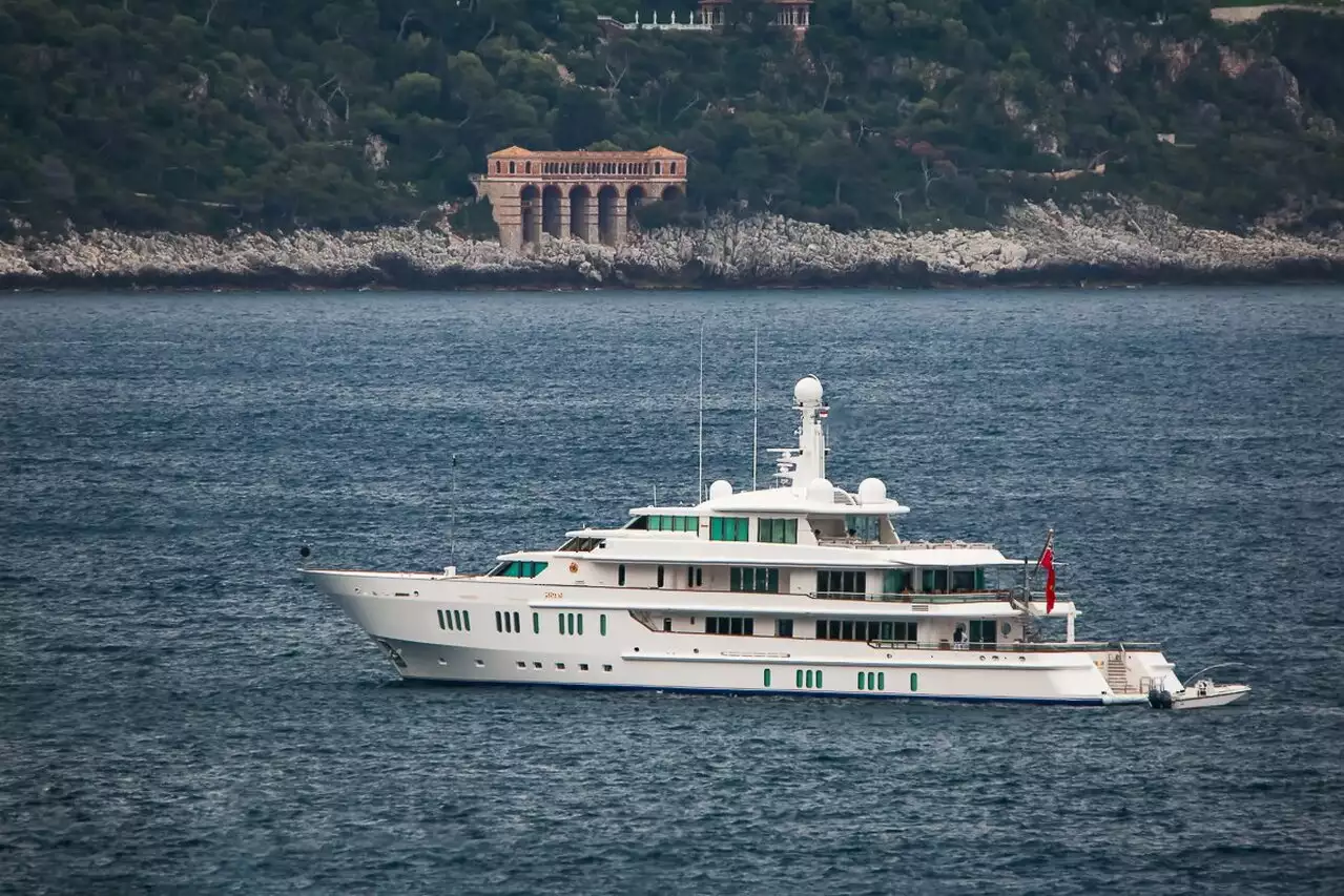 SIRAN Yacht • Feadship • 1992 • Owner Bob Manoukian