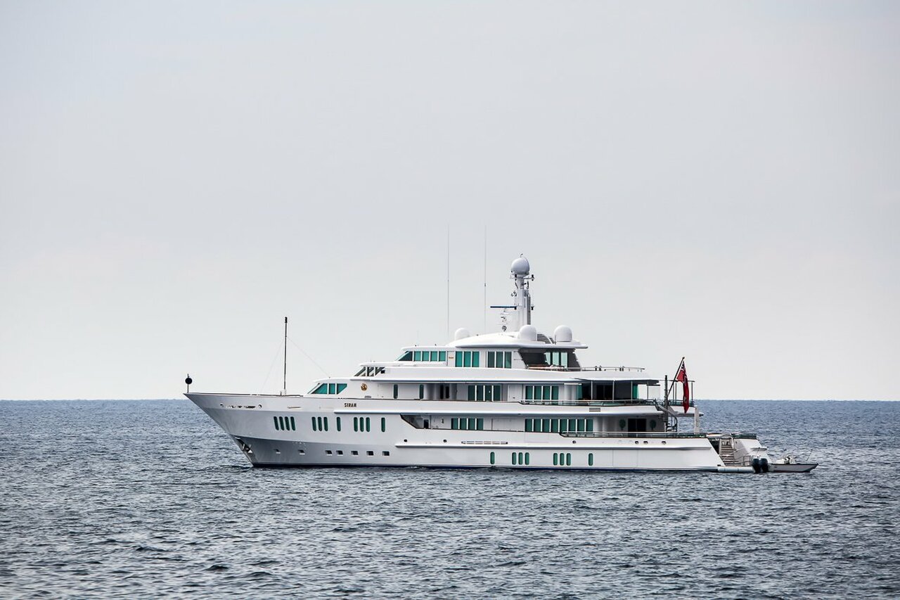 bob manoukian yacht