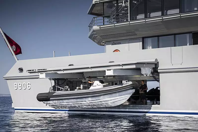 Tender Skat per yacht