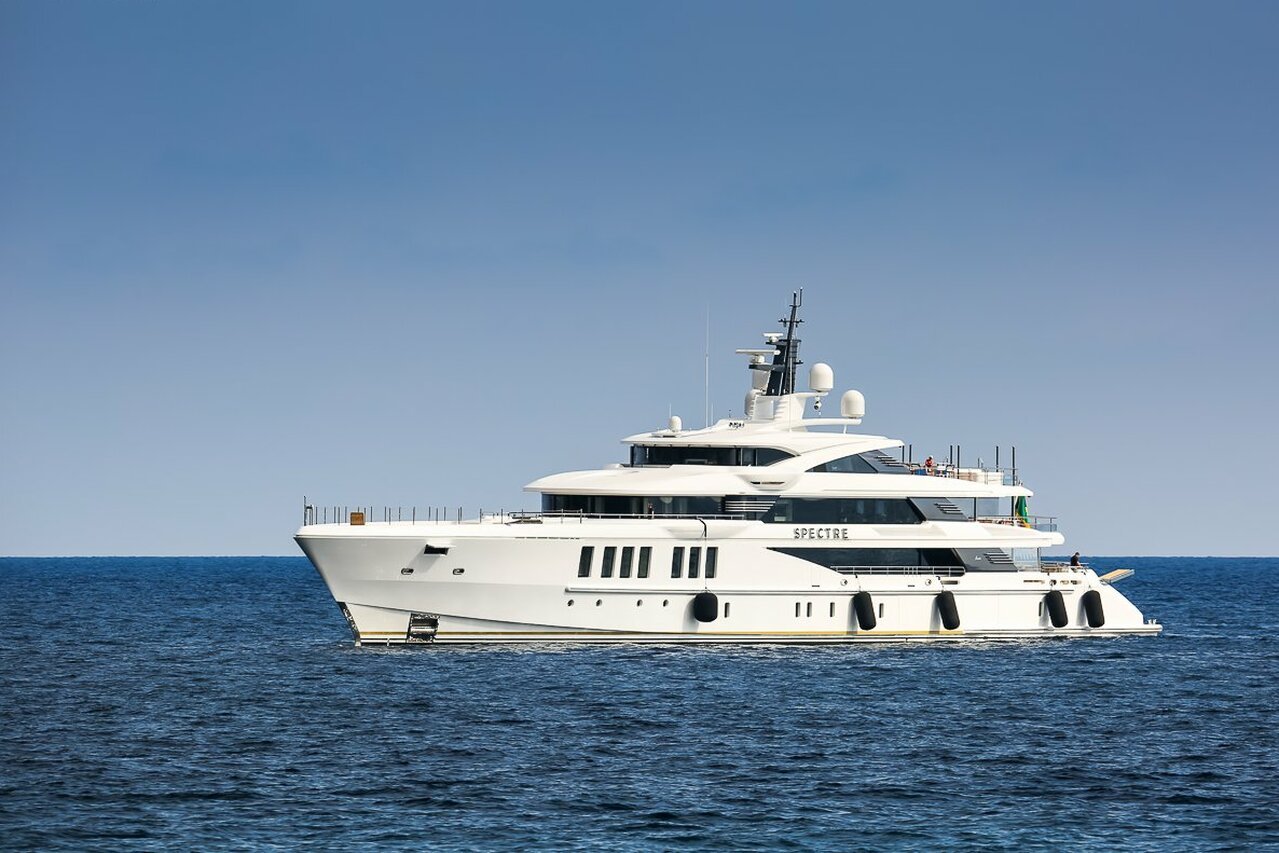 yacht Spectre - 69m - Benetti