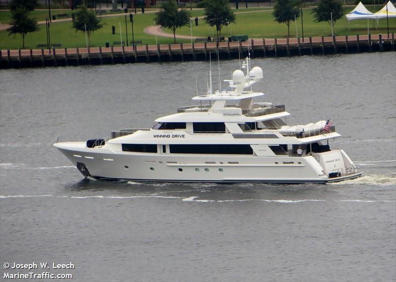 yacht Winning Drive - Westport - 2012 - owner Steve Bisciotti