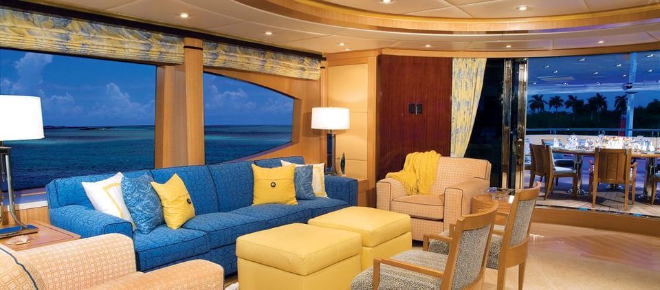 reef chief yacht inside