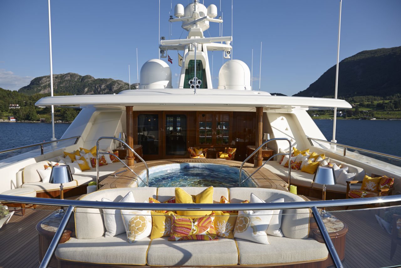 interno dello yacht Sea Owl