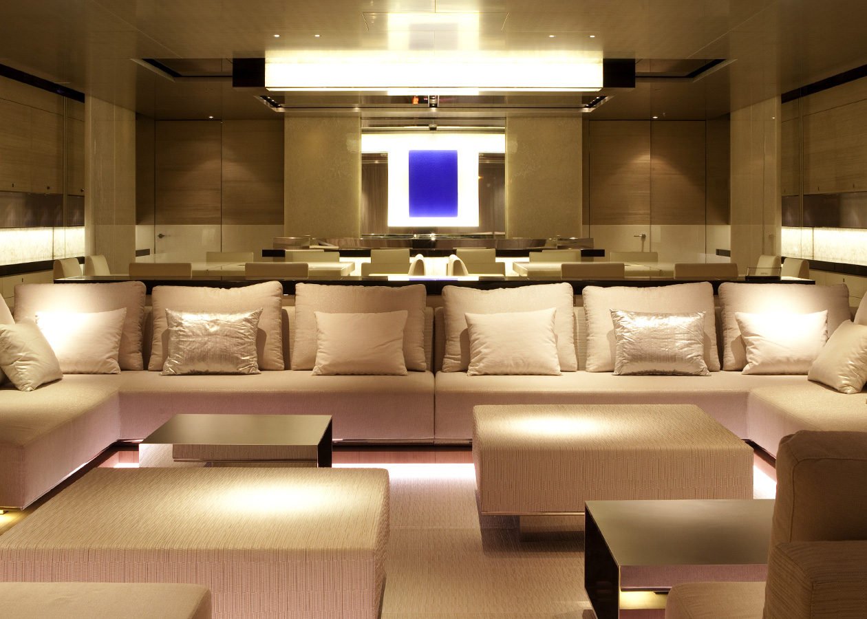 vava ii yacht interior