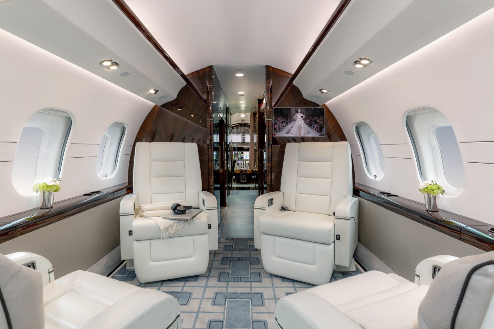 Soaring in Style Unveiling the World of Elite Private Jets and Their