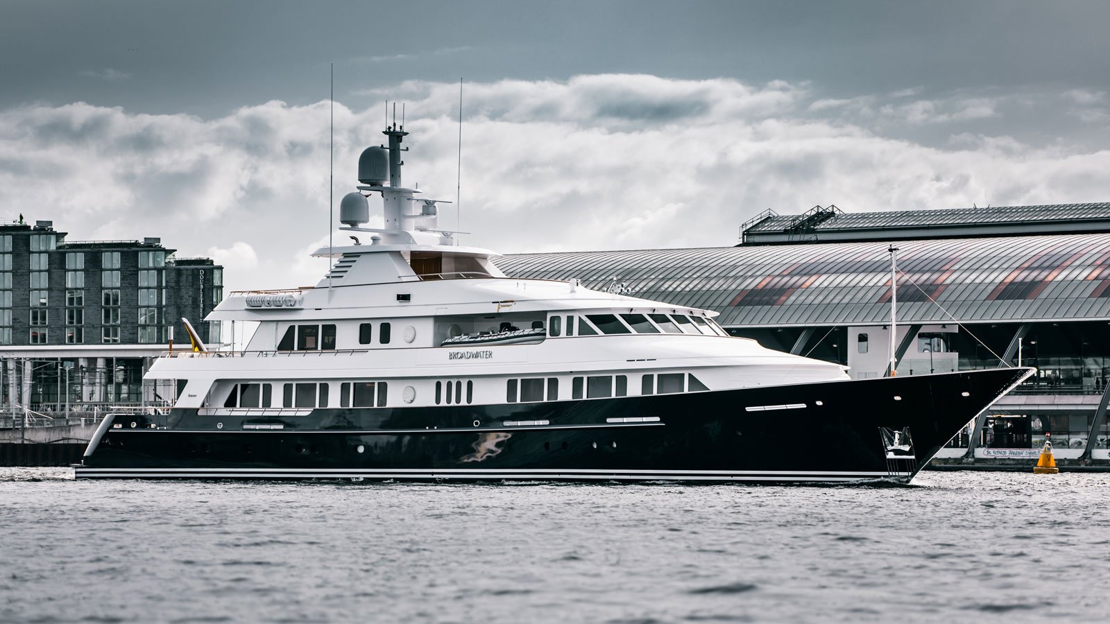 Яхта BROADWATER • Feadship • 1994 г. • Владелец Мэтью Вурхис