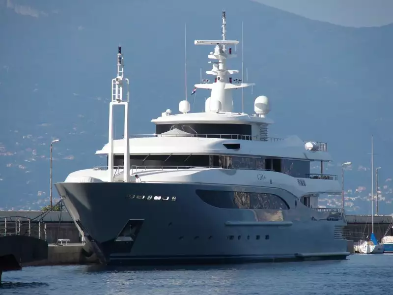 CONSTANCE Yacht • CRN • 2006 • Owner Alan Dabbiere