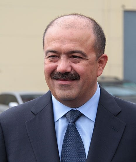 Iksander Makhmudov