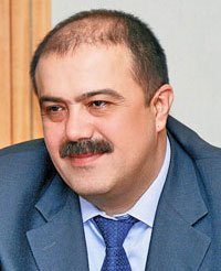 Iksander Makhmudov