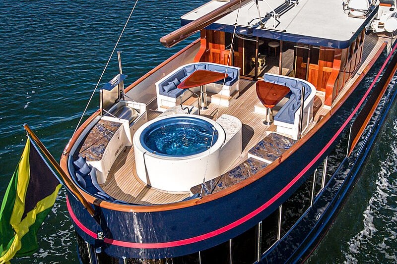 LADY BAHI Yacht • Kanter • 2007 • المالك السابق روبرت أوين روسكام