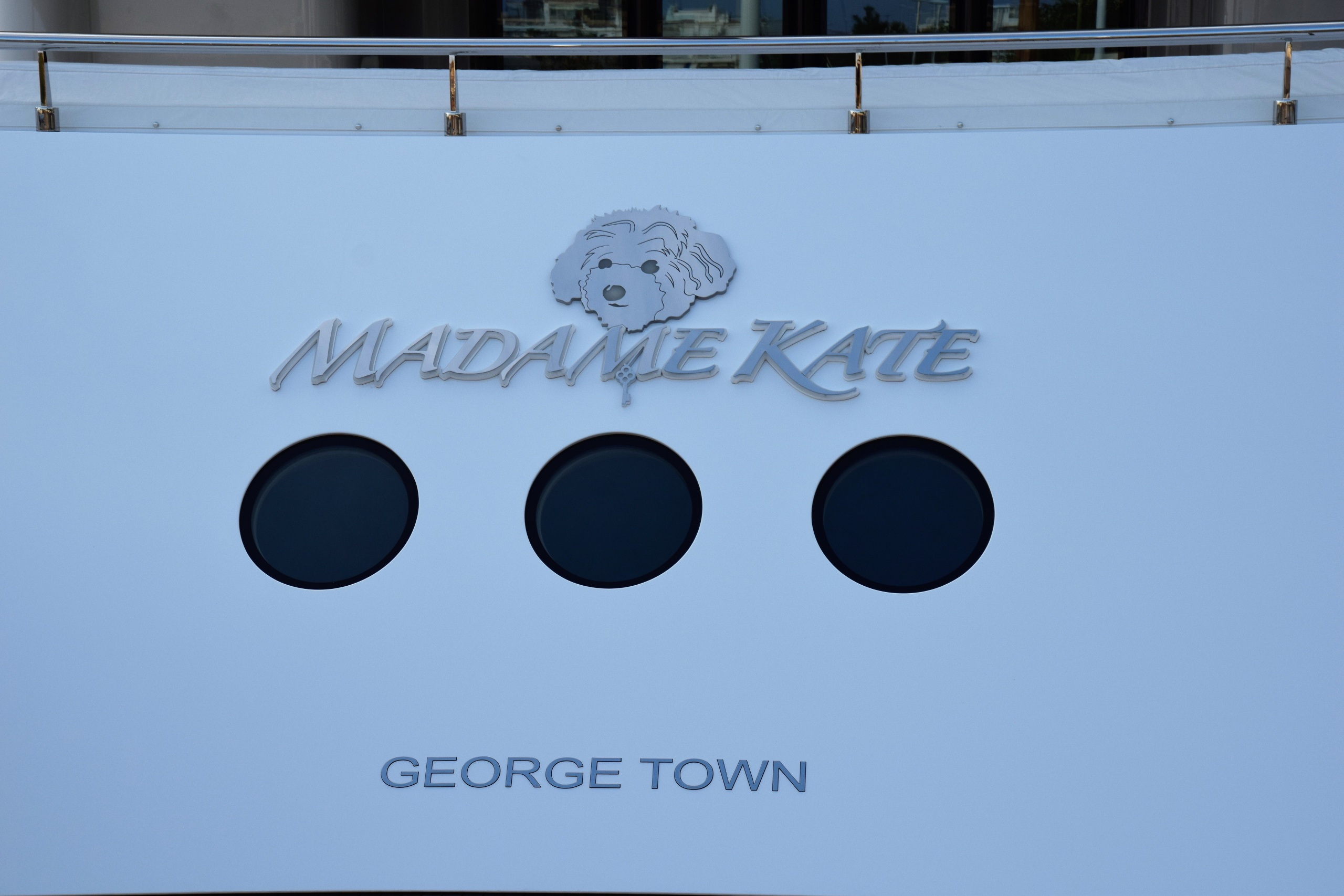 MADAME KATE Yacht • Amels • 2015 • Proprietario Alexandre Grendene Bartelle