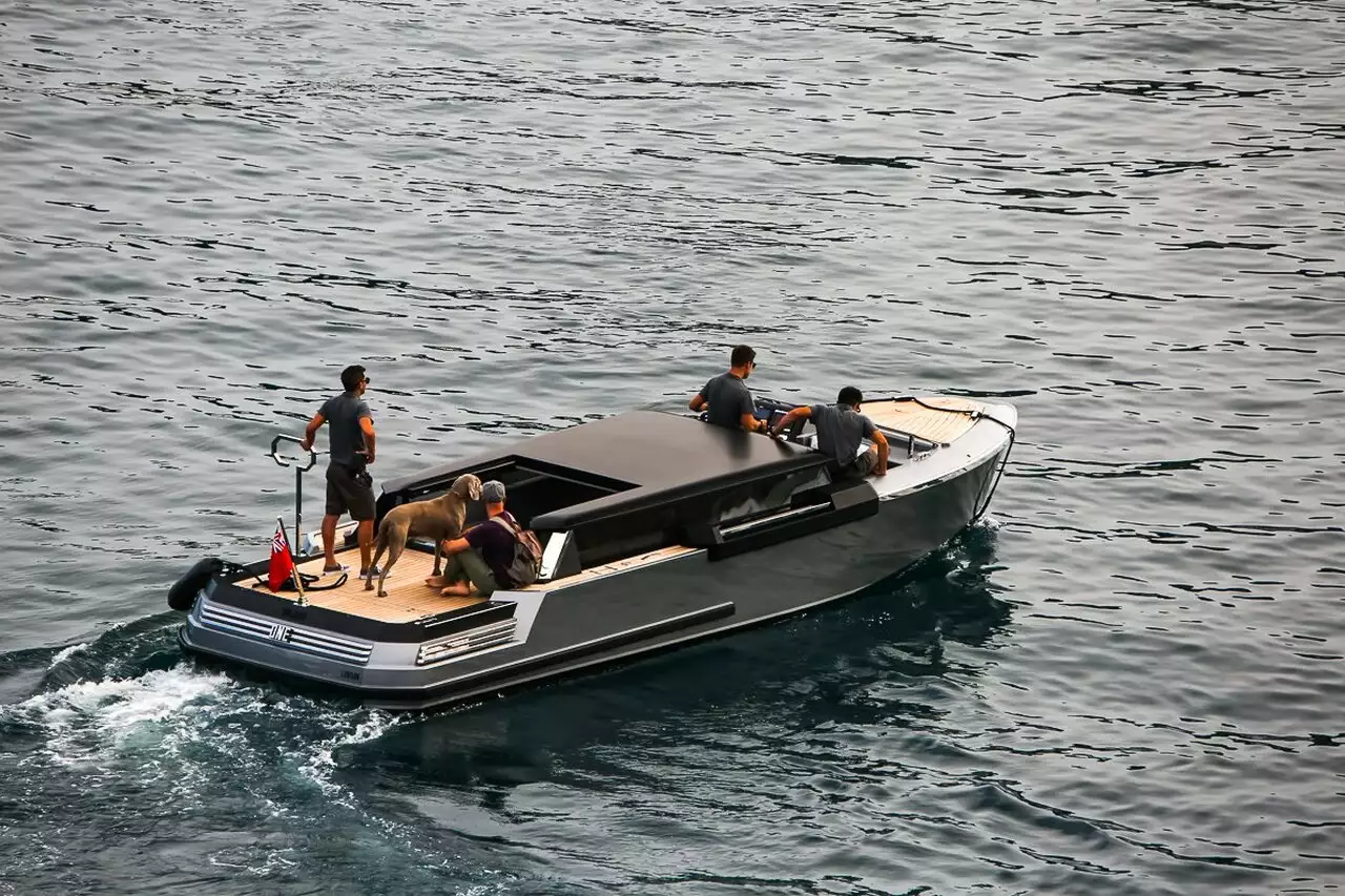 ਇੱਕ (TT Atlante) – 8,95m – IC ਯਾਟਸ