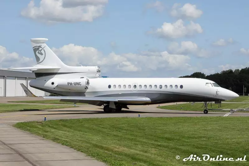 PH-UNC-डसॉल्ट-फाल्कन-7X फ्रैंक ज़्वेगर्स निजी जेट