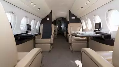 PH-UNC-डसॉल्ट-फाल्कन-7X फ्रैंक ज़्वेगर्स निजी जेट