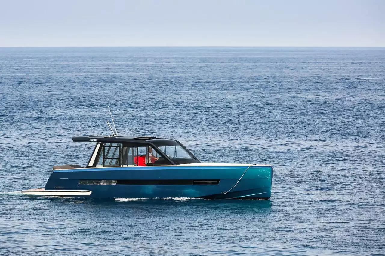 Axioma (Fjord 44 Coupe) - 13,45m - Fjord ਲਈ ਟੈਂਡਰ