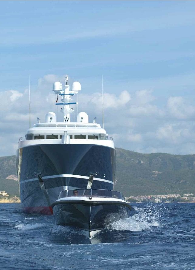 Яхта PREDATOR • Feadship • 2008 г. • владелец Иксандер Махмудов