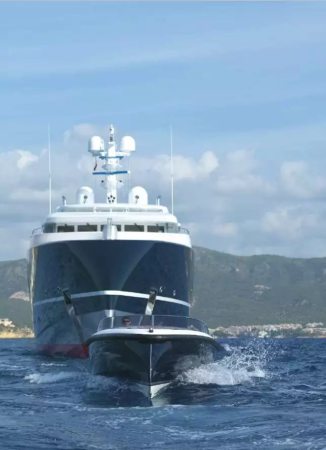 Yacht PREDATOR • Feadship • 2008 • propriétaire Iksander Makhmudov