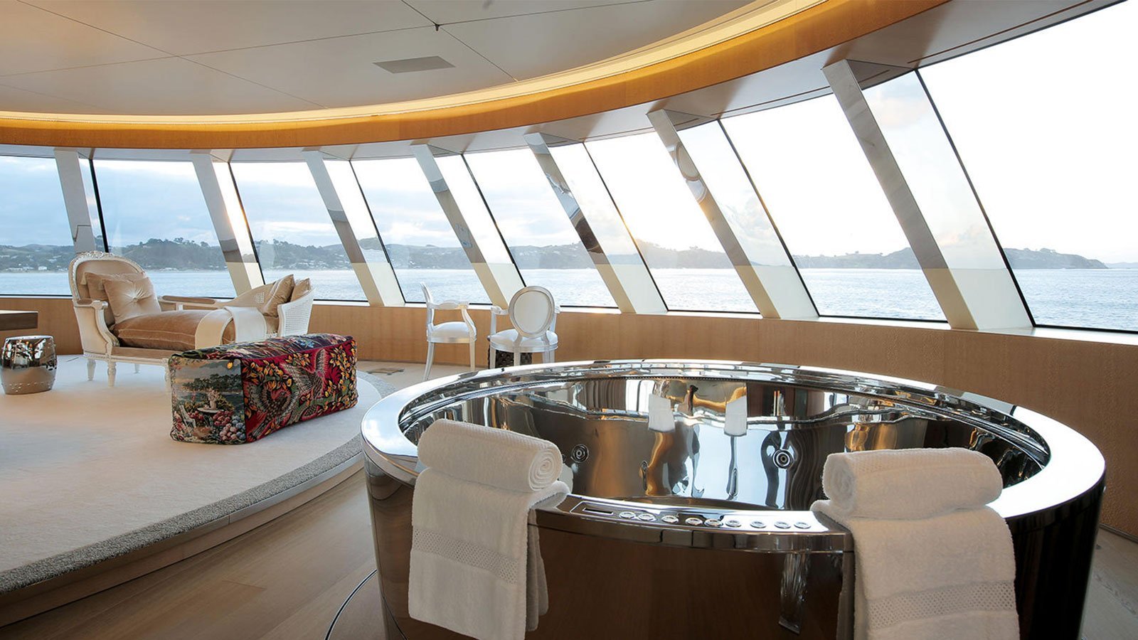 yacht Un interno