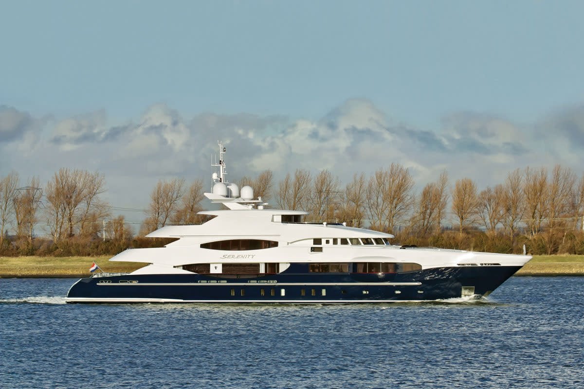 yacht Abbracci - Heesen - 2012 - Paul Andrews