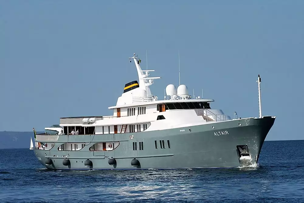 yacht della valle altair