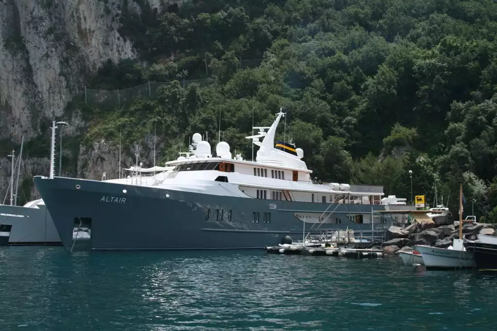 ALTAIR III Yacht • Amels • 1974 • Eigentümer Diego Della Valle