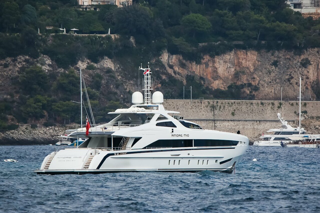 яхта Amore Mio - 45 м - Heesen - Евангелос Маринакис